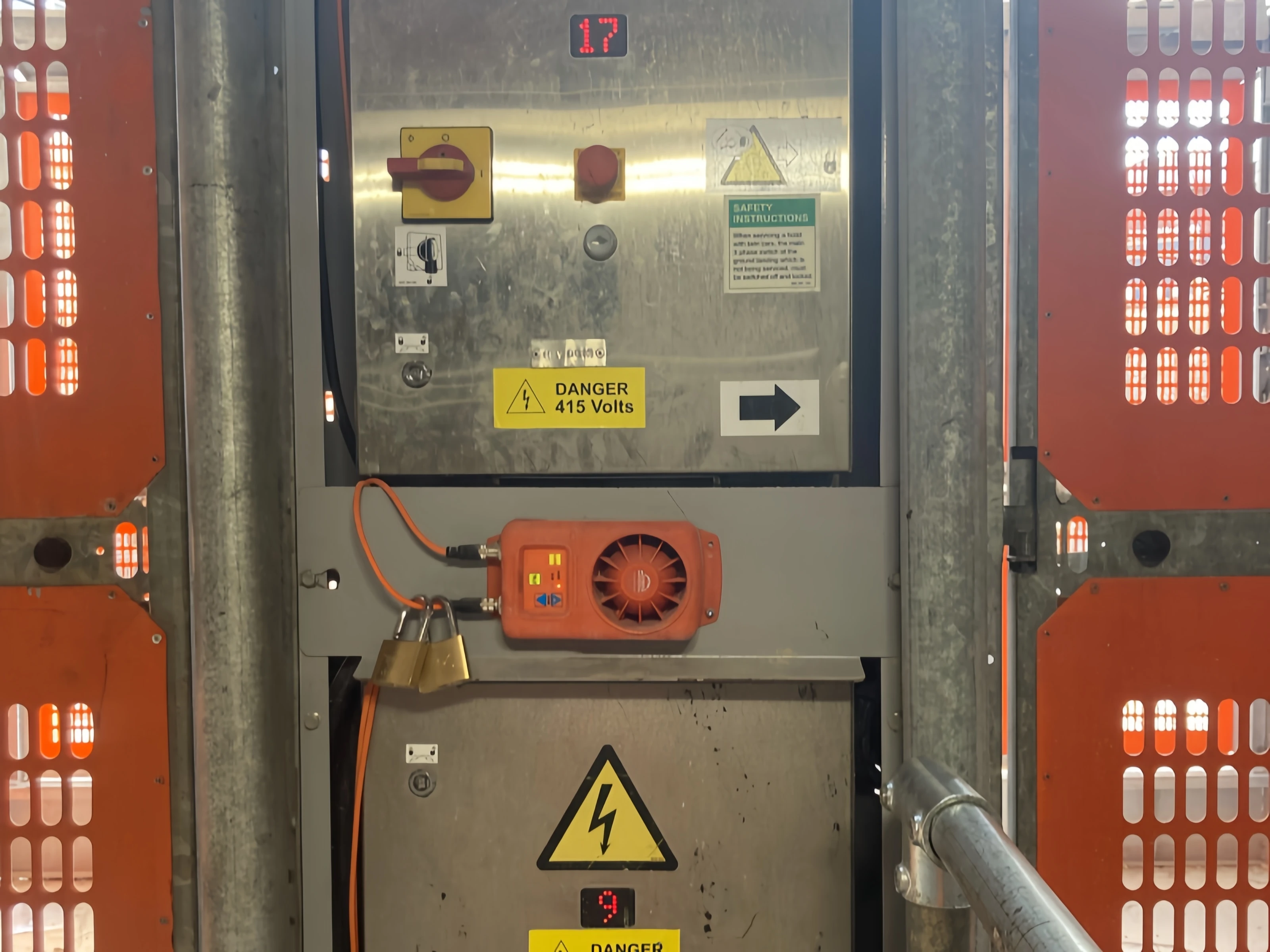 Intercom on the landing